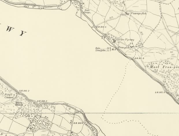 Six-inch second edition, surveyed 1900, at the identical extent: open water, a rain gauge, and a dotted parish boundary crossing the lake.